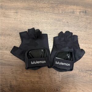 lululemon athletica Camouflage Black Fingerless Work out Gloves